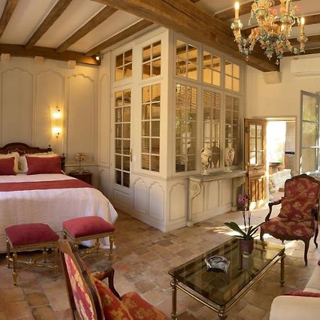 Gite De L'Antiquaire Au Coeur De La Citadelle Blaye Kültér fotó