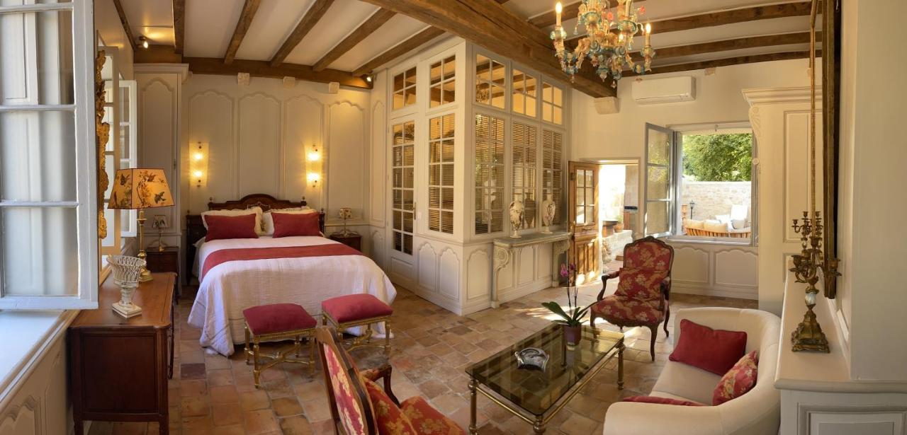 Gite De L'Antiquaire Au Coeur De La Citadelle Blaye Kültér fotó